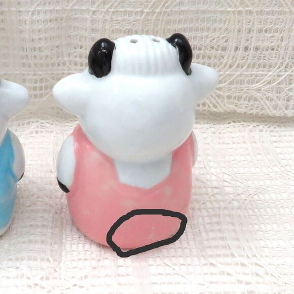 Vintage Country Cow Salt and Pepper Shaker Set, Farmhouse Decor, Country Style - Picture 9 of 9